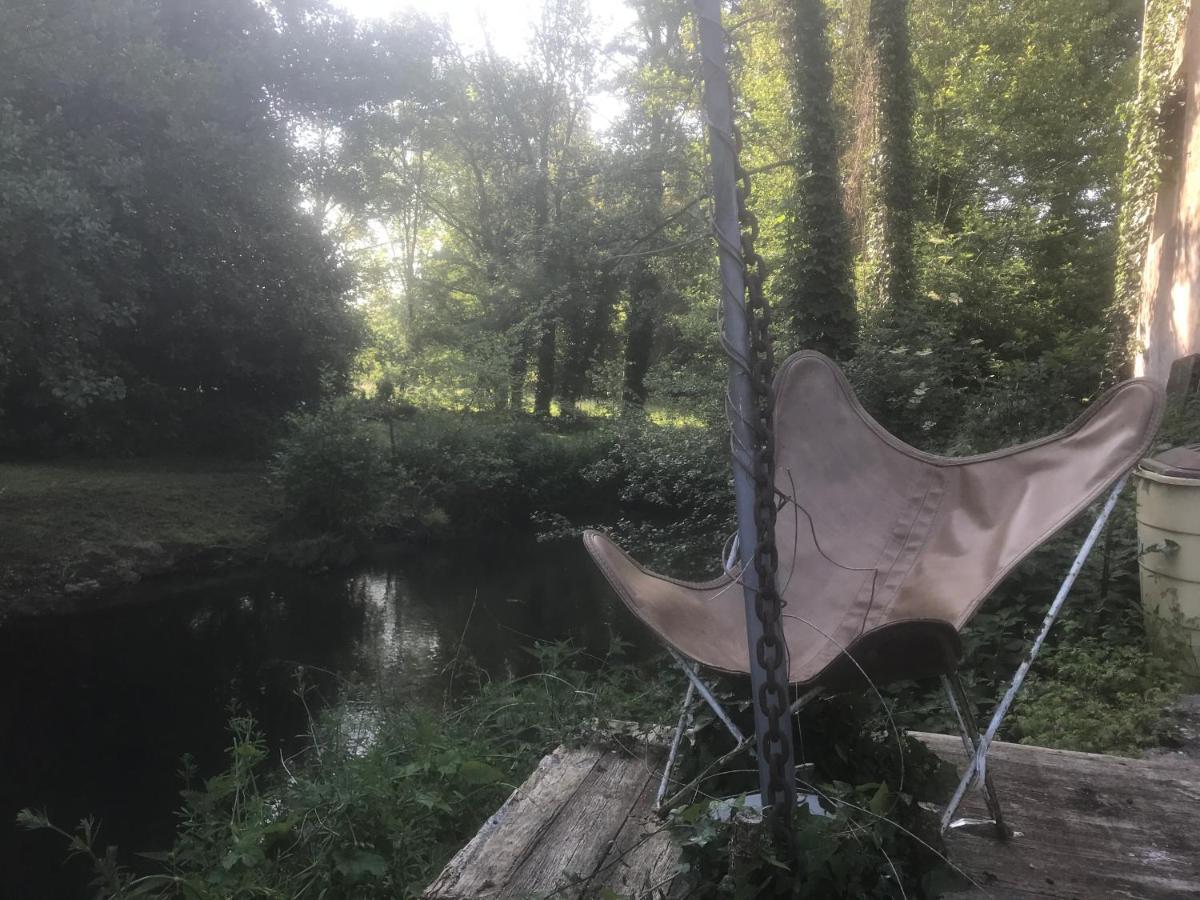 Le Surmelin Bed & Breakfast 'Ombres' Baulne-en-Brie Exteriör bild